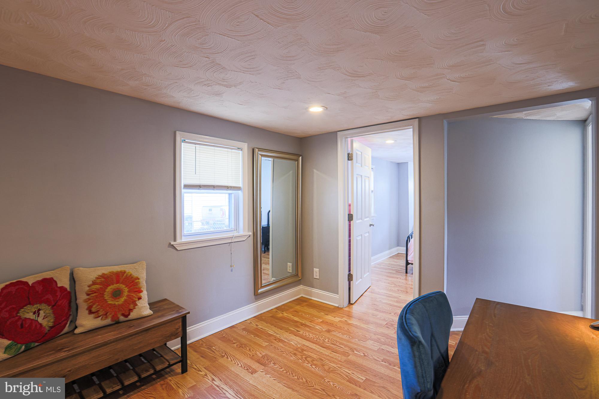 EDGEMERE - Residential