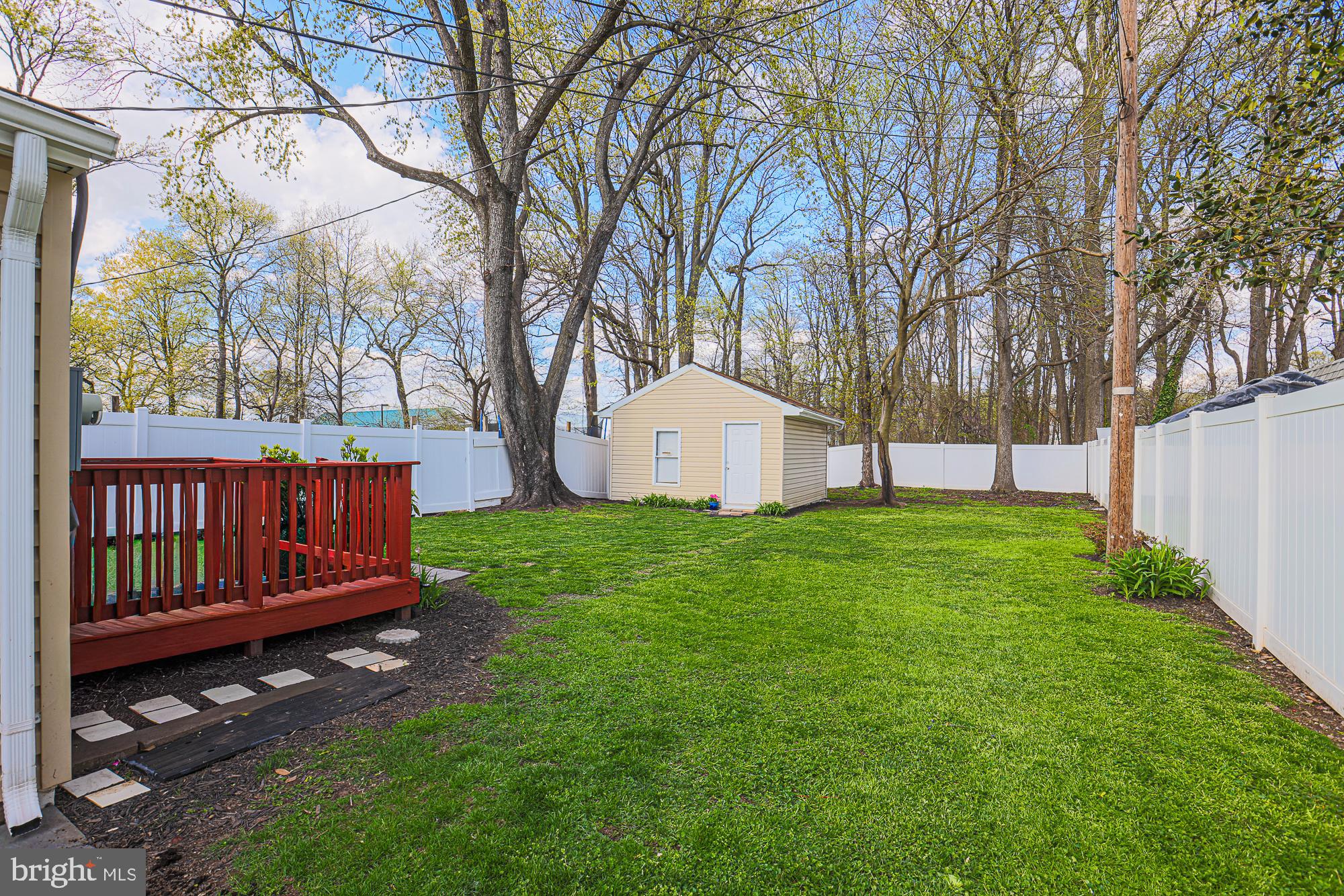 EDGEMERE - Residential