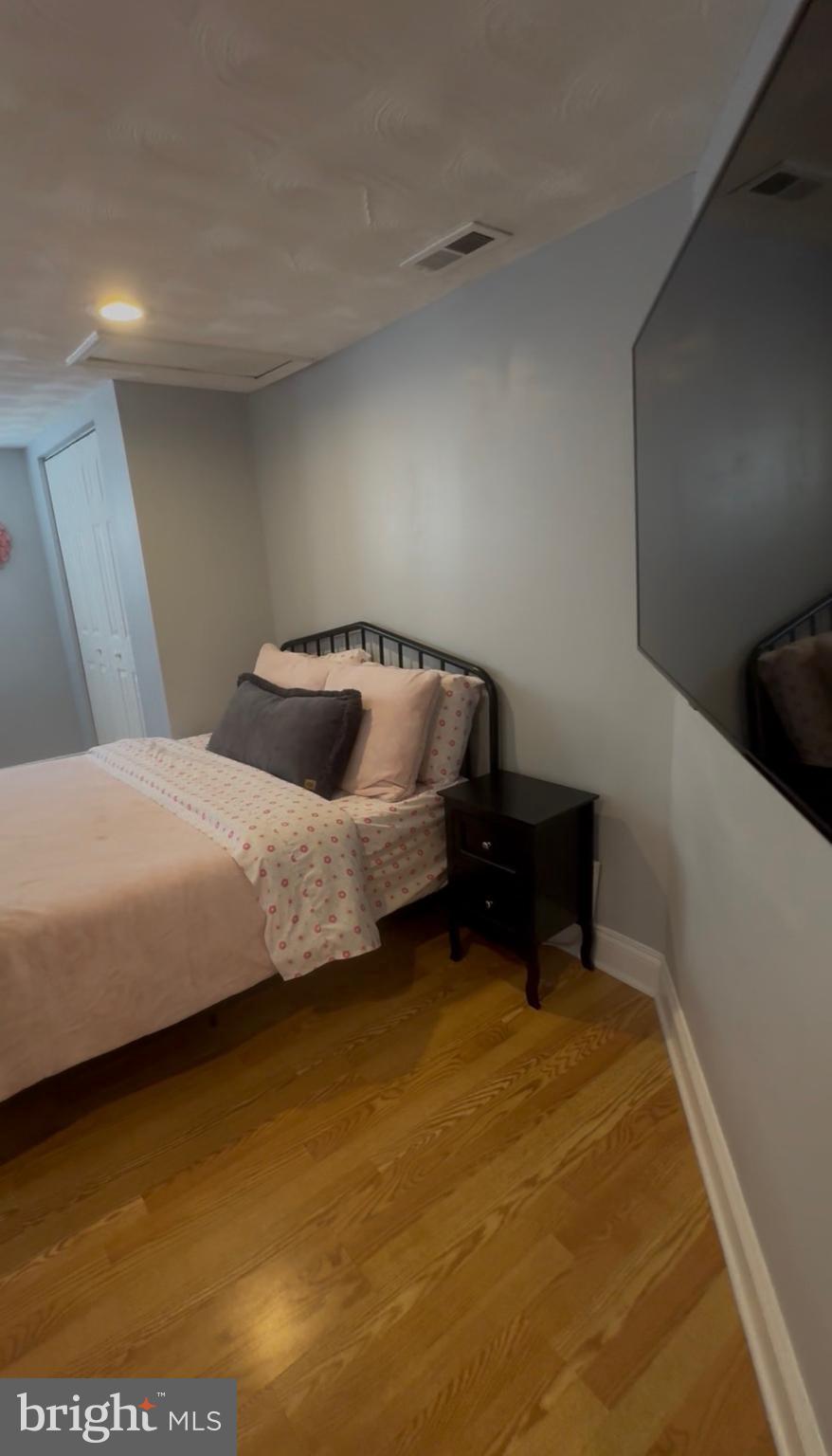 EDGEMERE - Residential