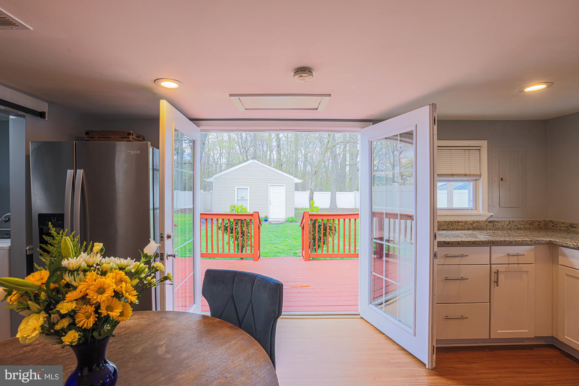 EDGEMERE - Residential