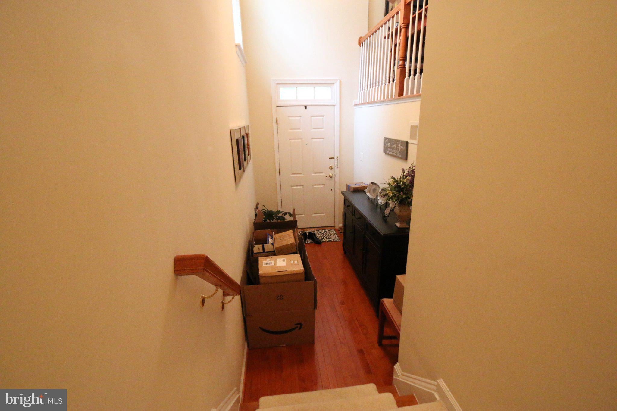 4469 MONMOUTH STREET