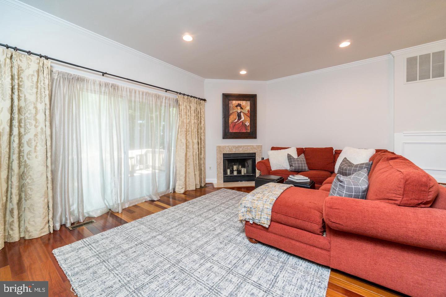 COACH HOUSE AT MCDONOGH - Residential Lease