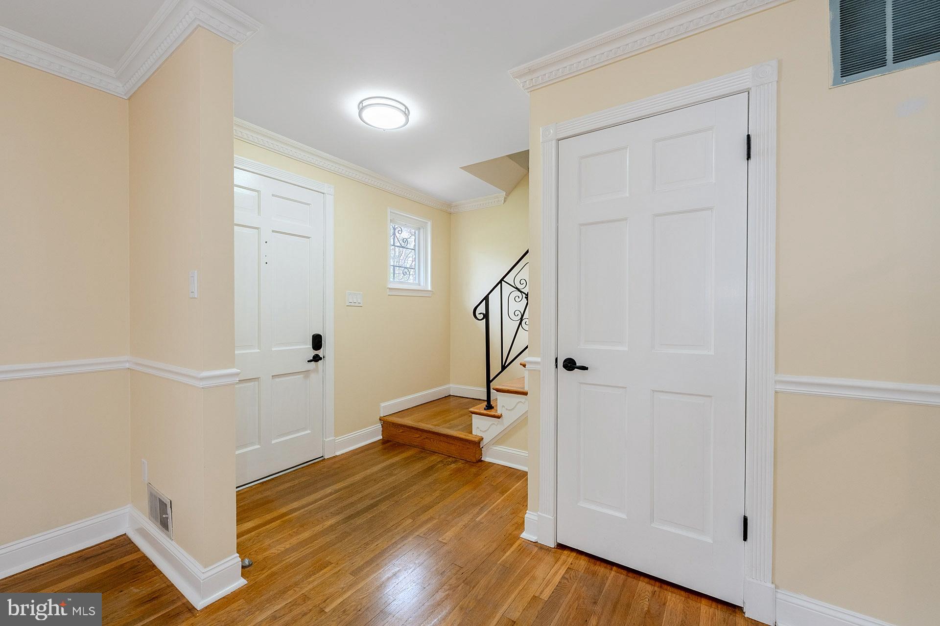 8727 CLYDESDALE ROAD