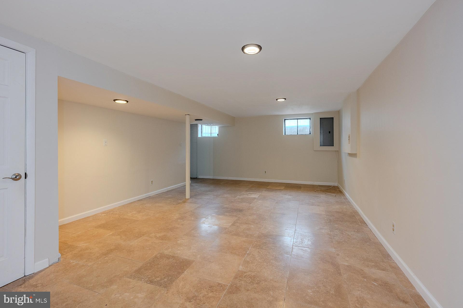 KINGS PARK - Residential