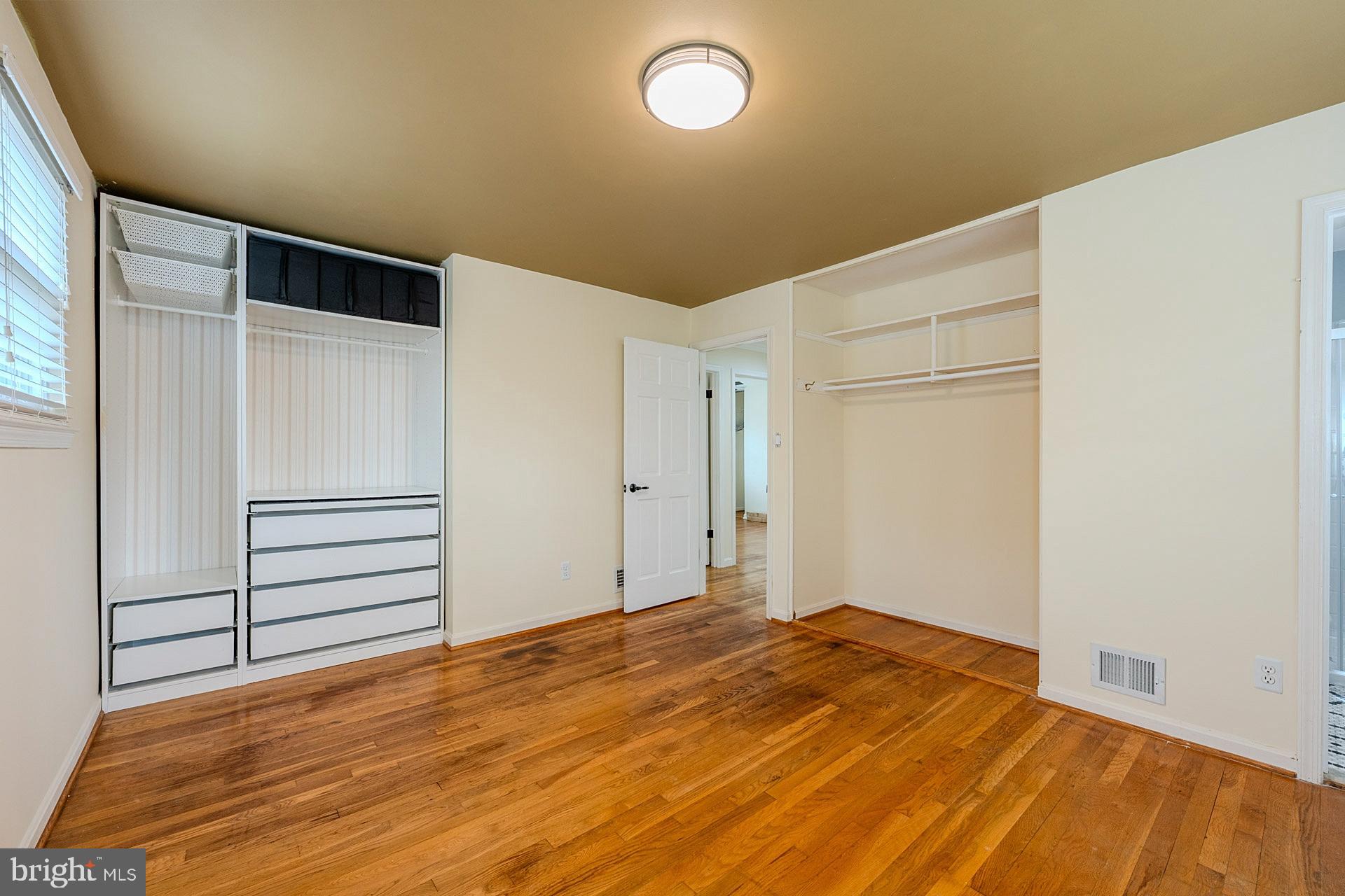 KINGS PARK - Residential