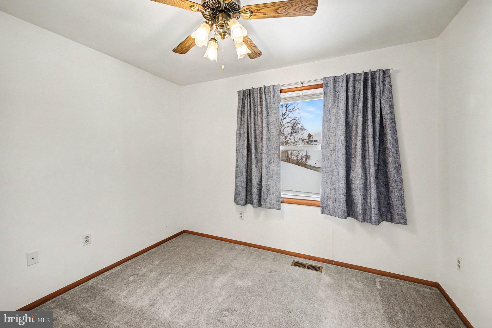 UNION DEPOSIT - Residential