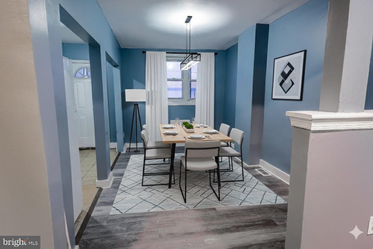 ELMWOOD PARK - Residential