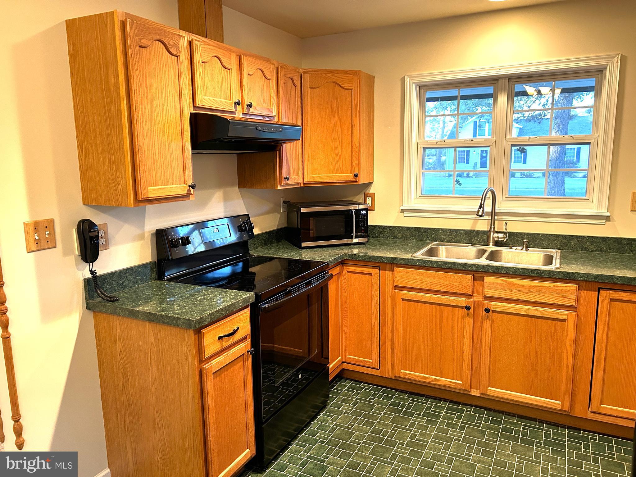 CHESAPEAKE PLACE - Residential