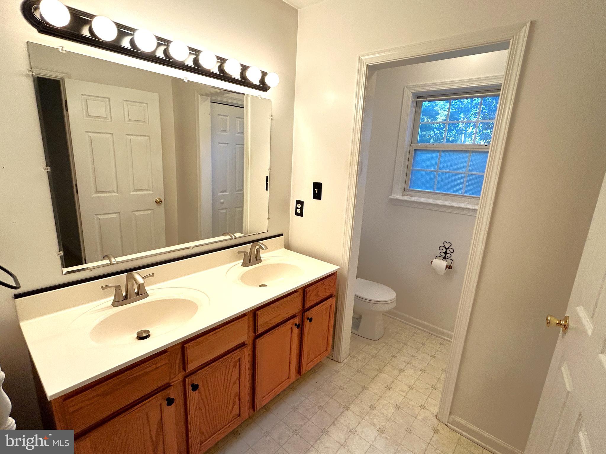 CHESAPEAKE PLACE - Residential
