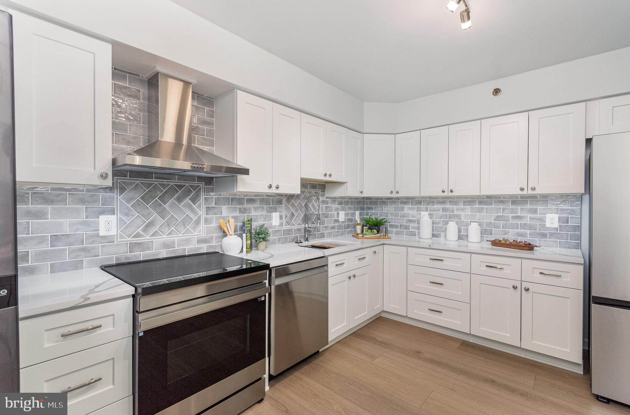 SKYLINE - Residential