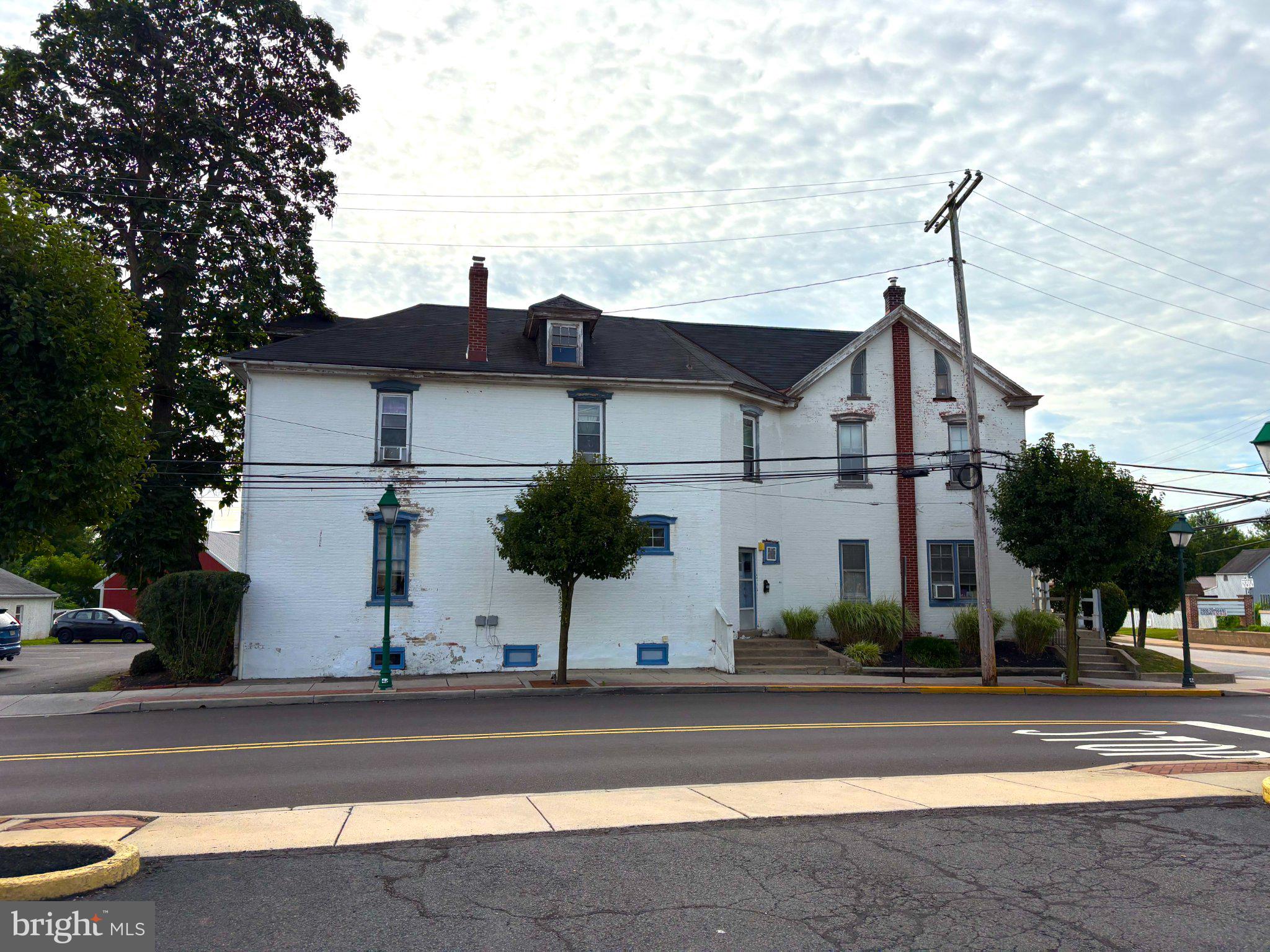 105 S MAIN
