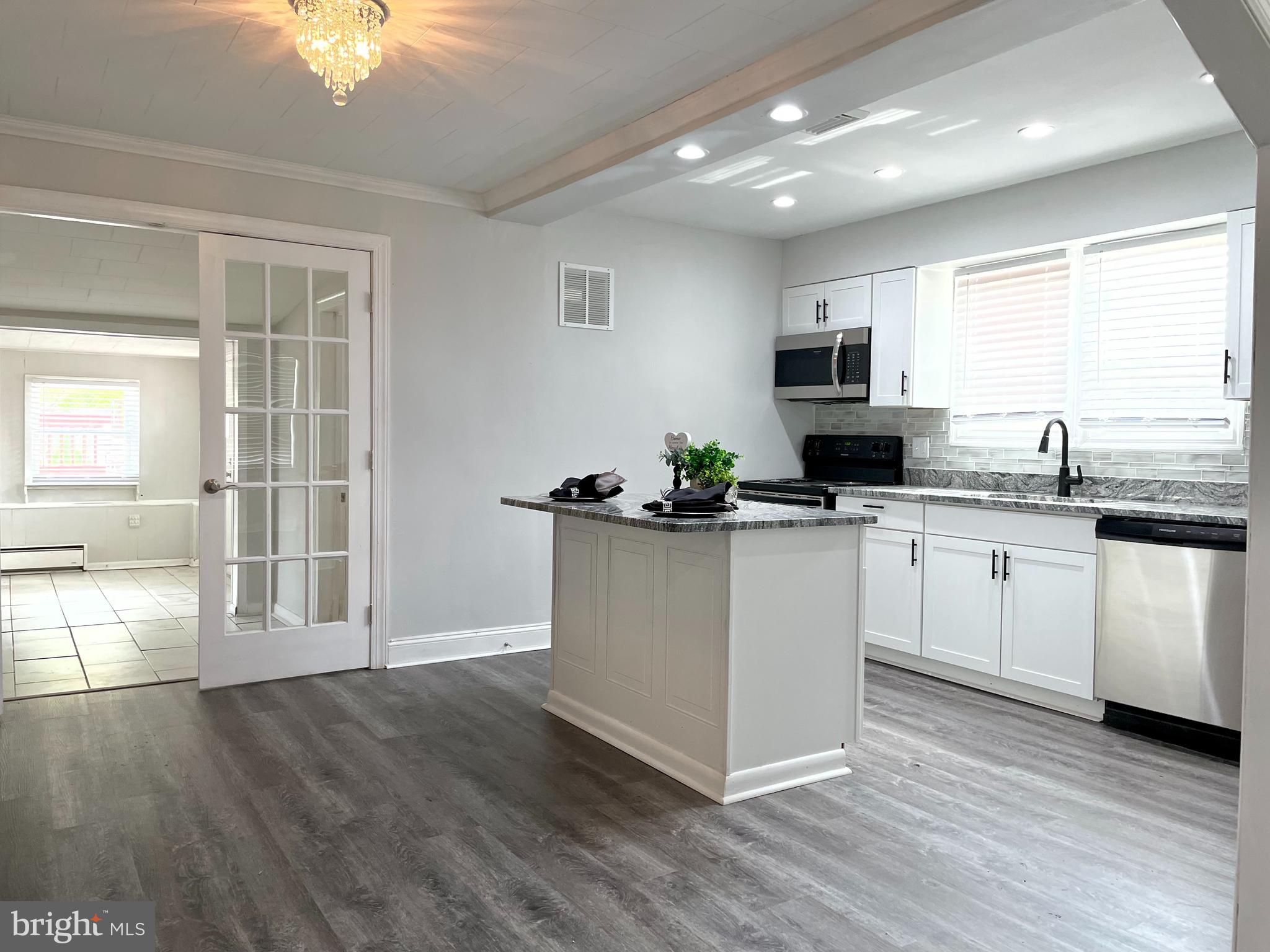 GLEN BURNIE - Residential