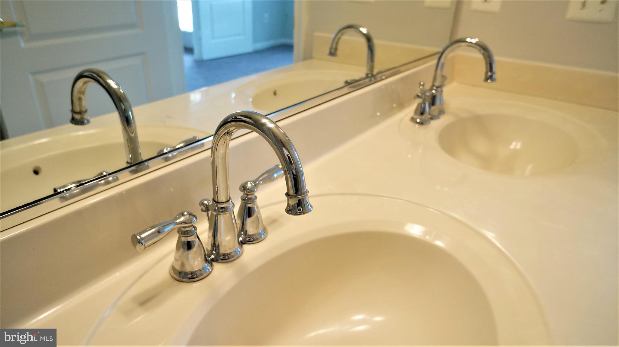 RESTON TOWN CENTER - Residential Lease