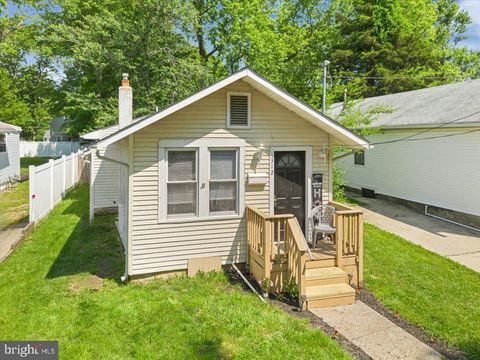 312 W EVERGREEN AVENUE SOMERDALE NJ 08083