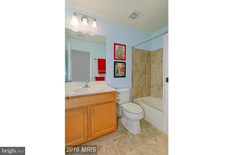 BRAMBLETON LANDBAY 2 - Residential Lease