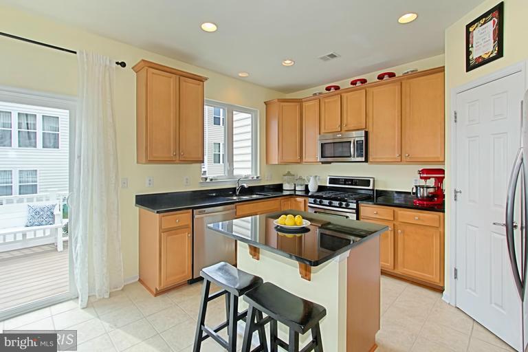 BRAMBLETON LANDBAY 2 - Residential Lease