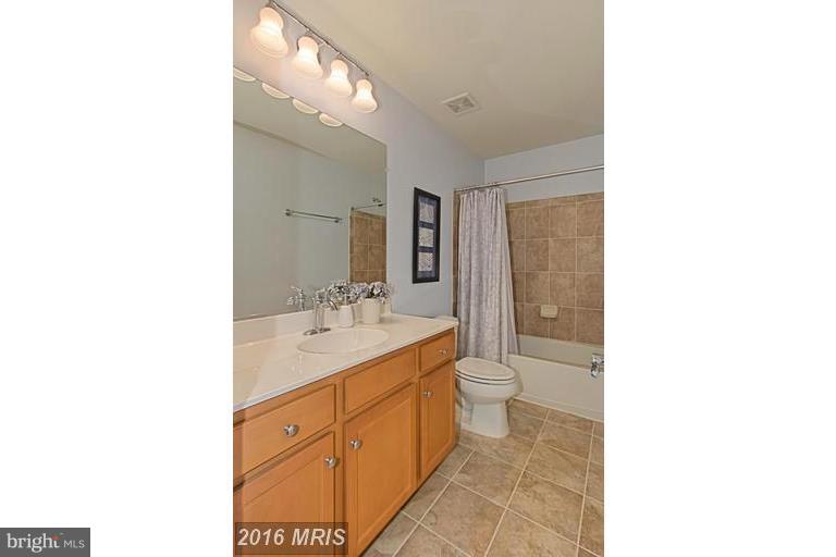 BRAMBLETON LANDBAY 2 - Residential Lease