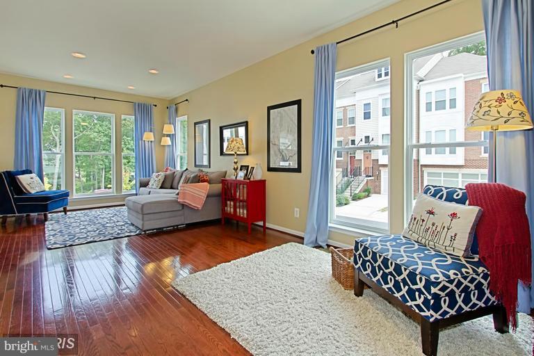 BRAMBLETON LANDBAY 2 - Residential Lease