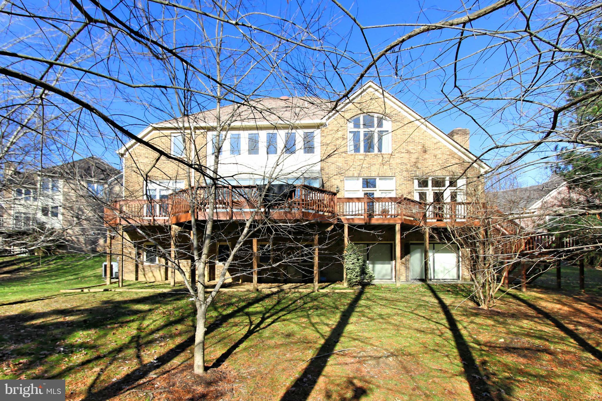 AVENEL - Residential Lease