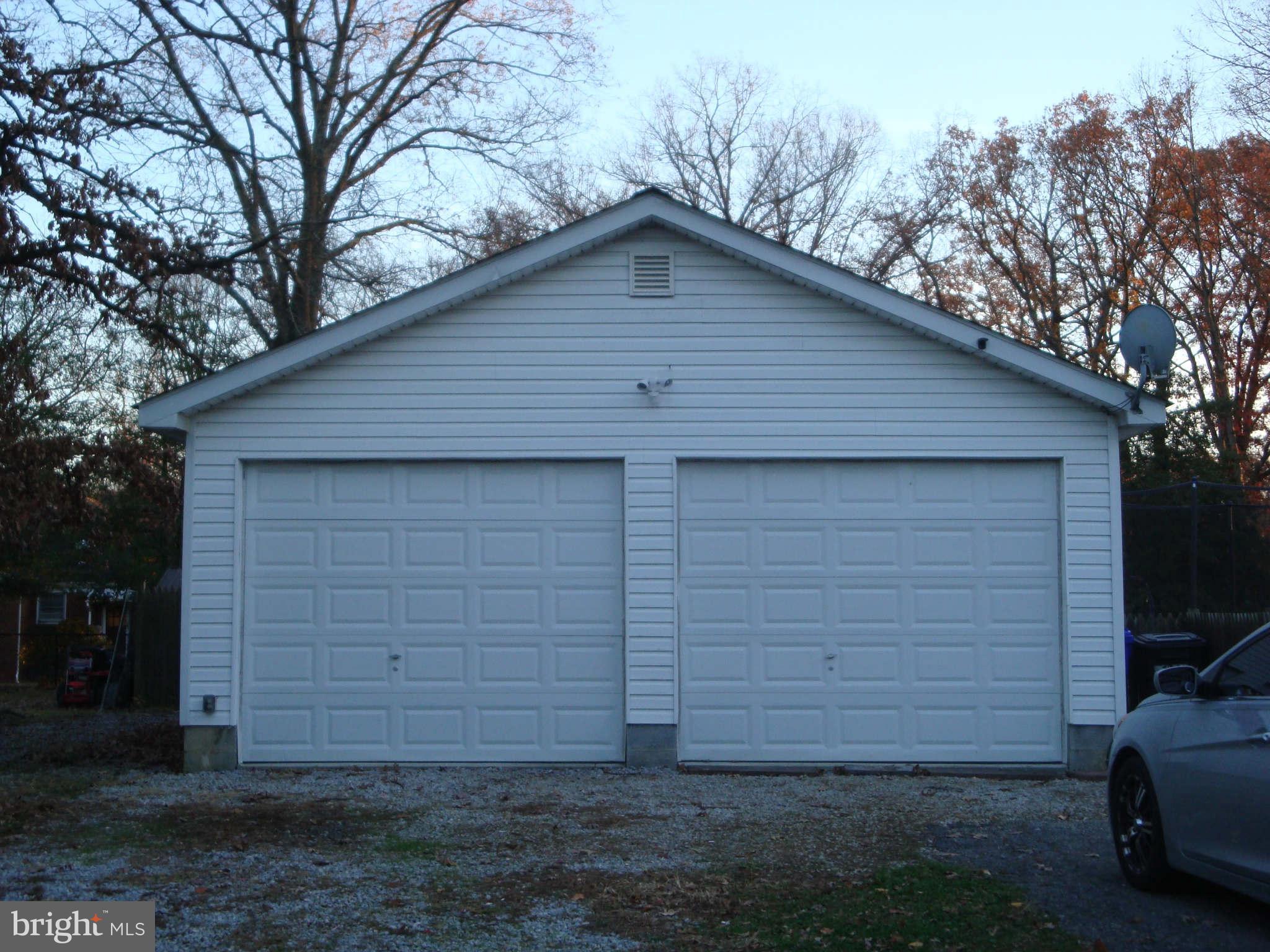 GREEN MEADOWS - Residential