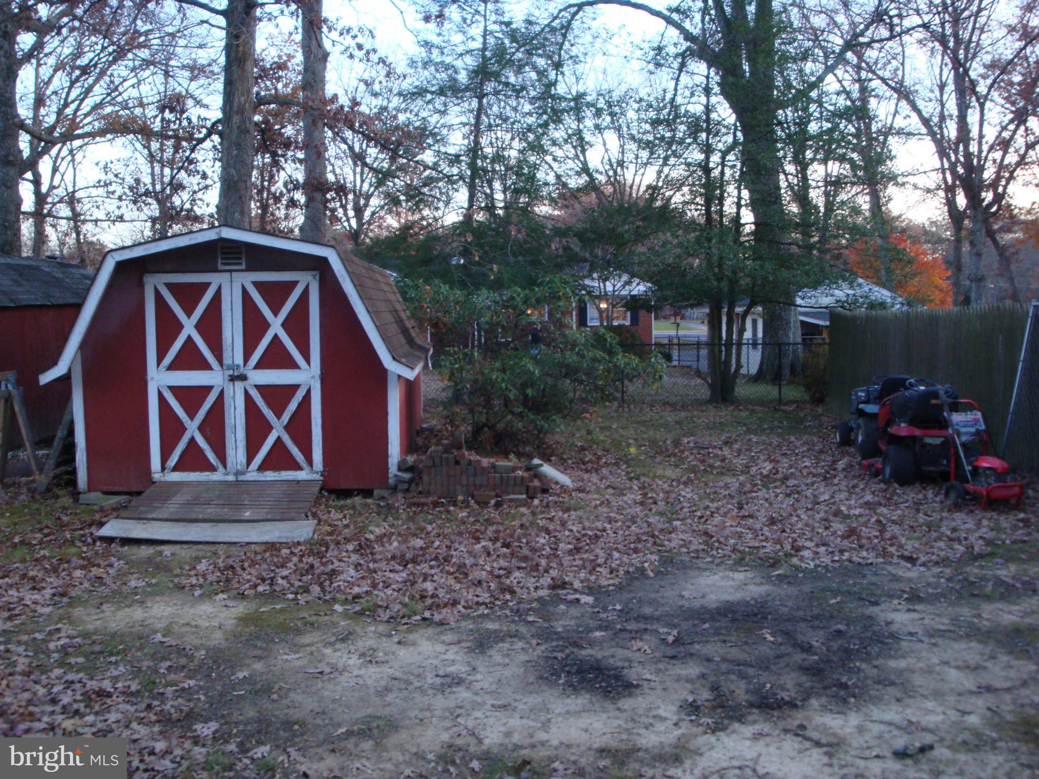 GREEN MEADOWS - Residential