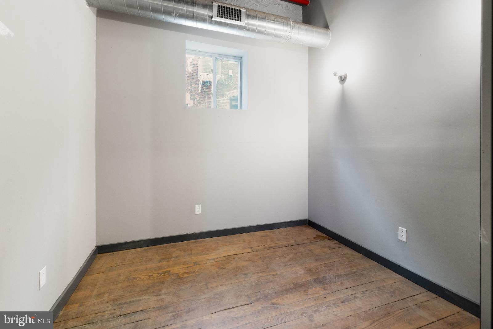 OLDE KENSINGTON - Residential Lease