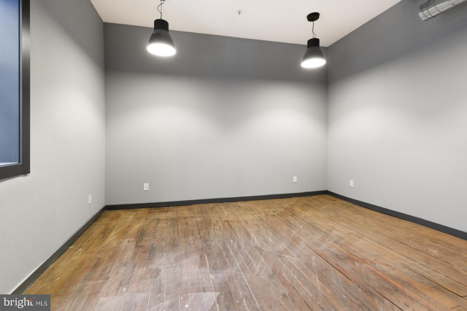 OLDE KENSINGTON - Residential Lease