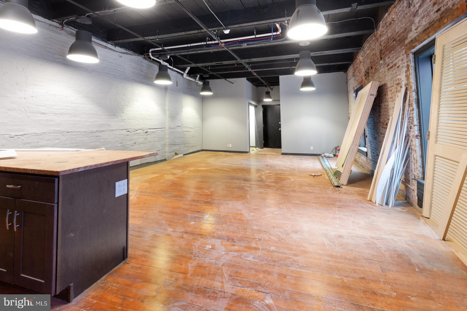 OLDE KENSINGTON - Residential Lease