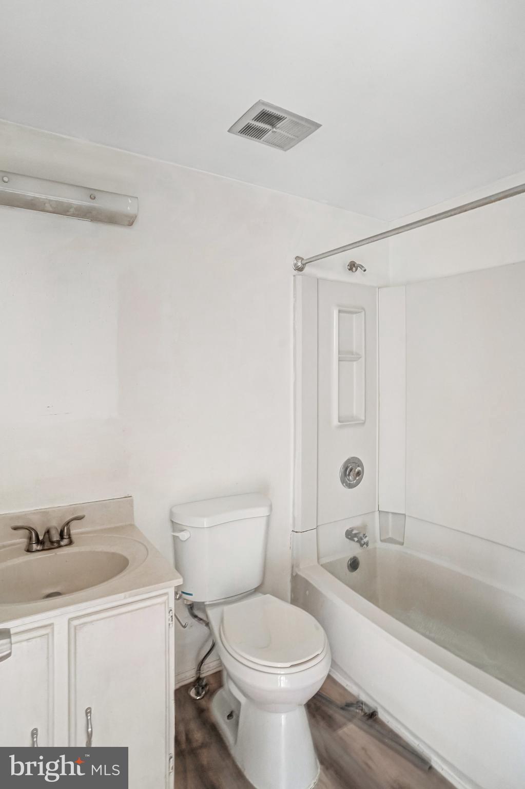 GEORGIAN HAMLET - Residential