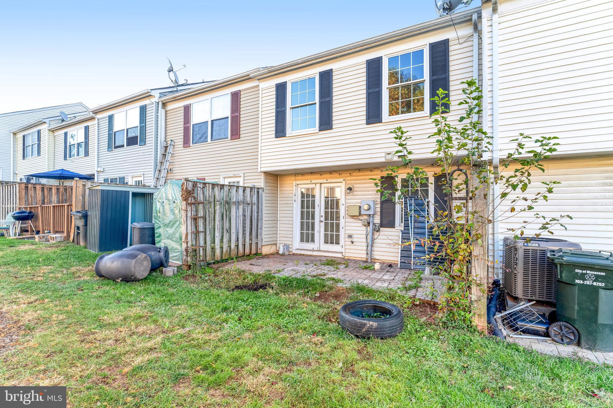 GEORGIAN HAMLET - Residential