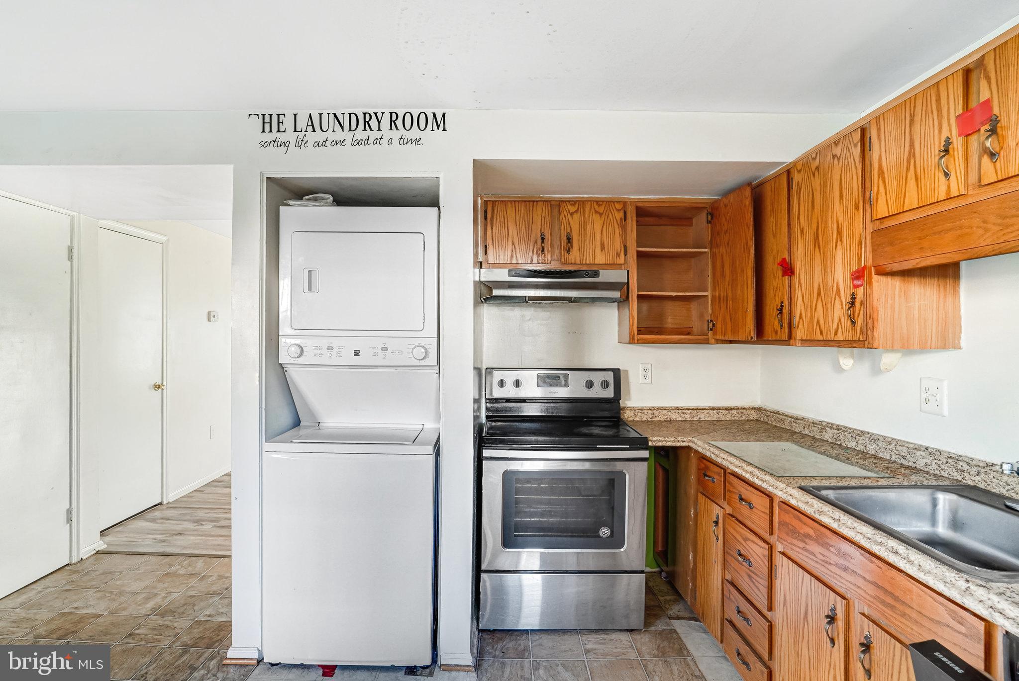 GEORGIAN HAMLET - Residential