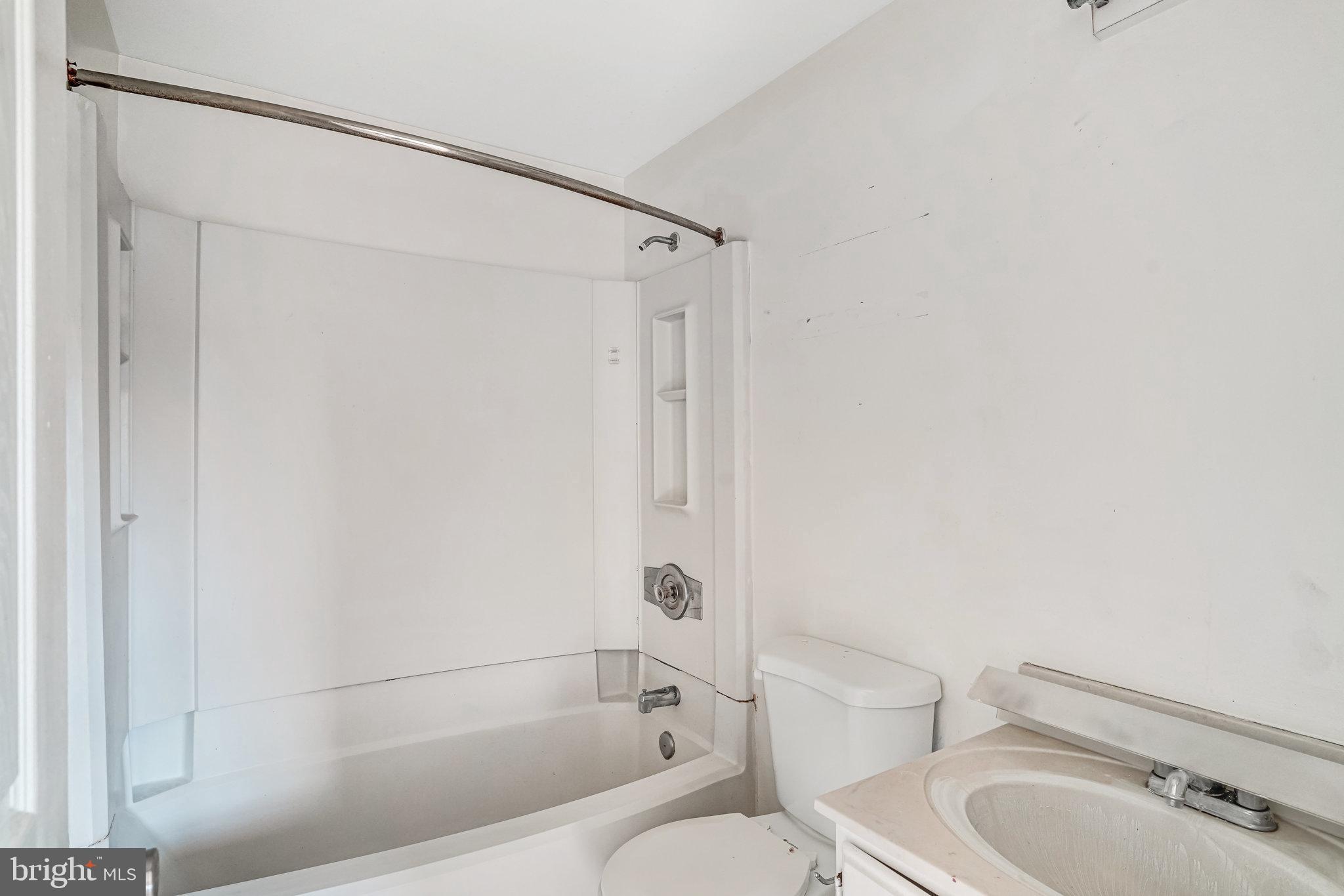 GEORGIAN HAMLET - Residential