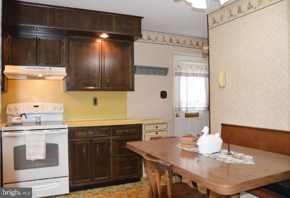 POTTSVILLE - Residential