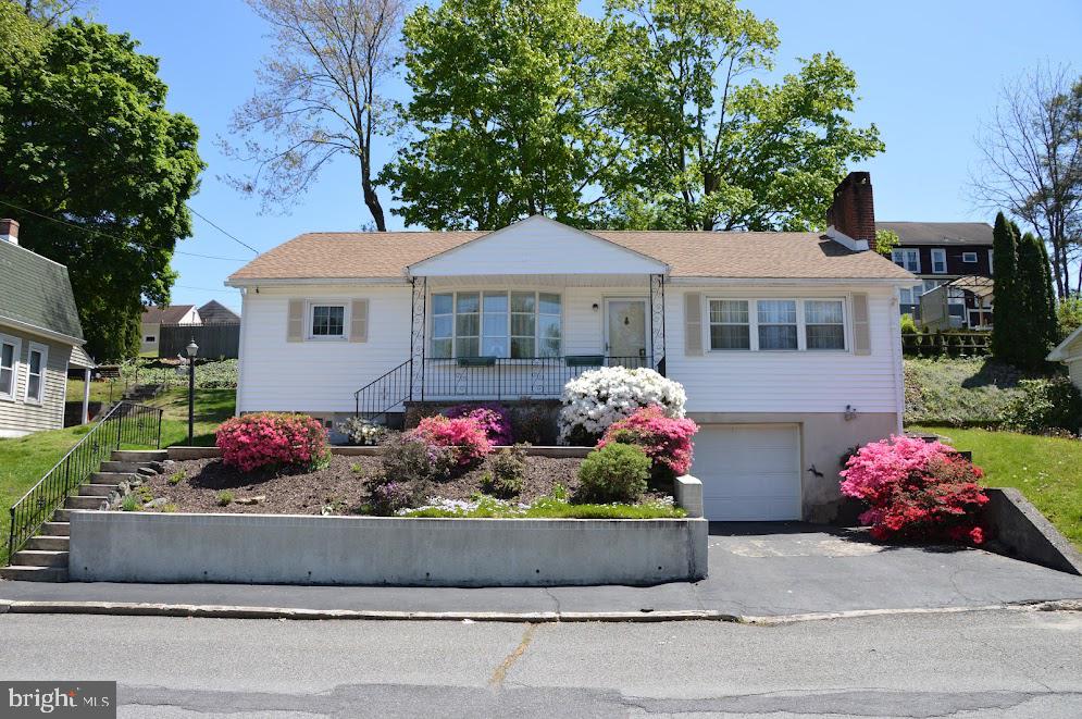 POTTSVILLE - Residential