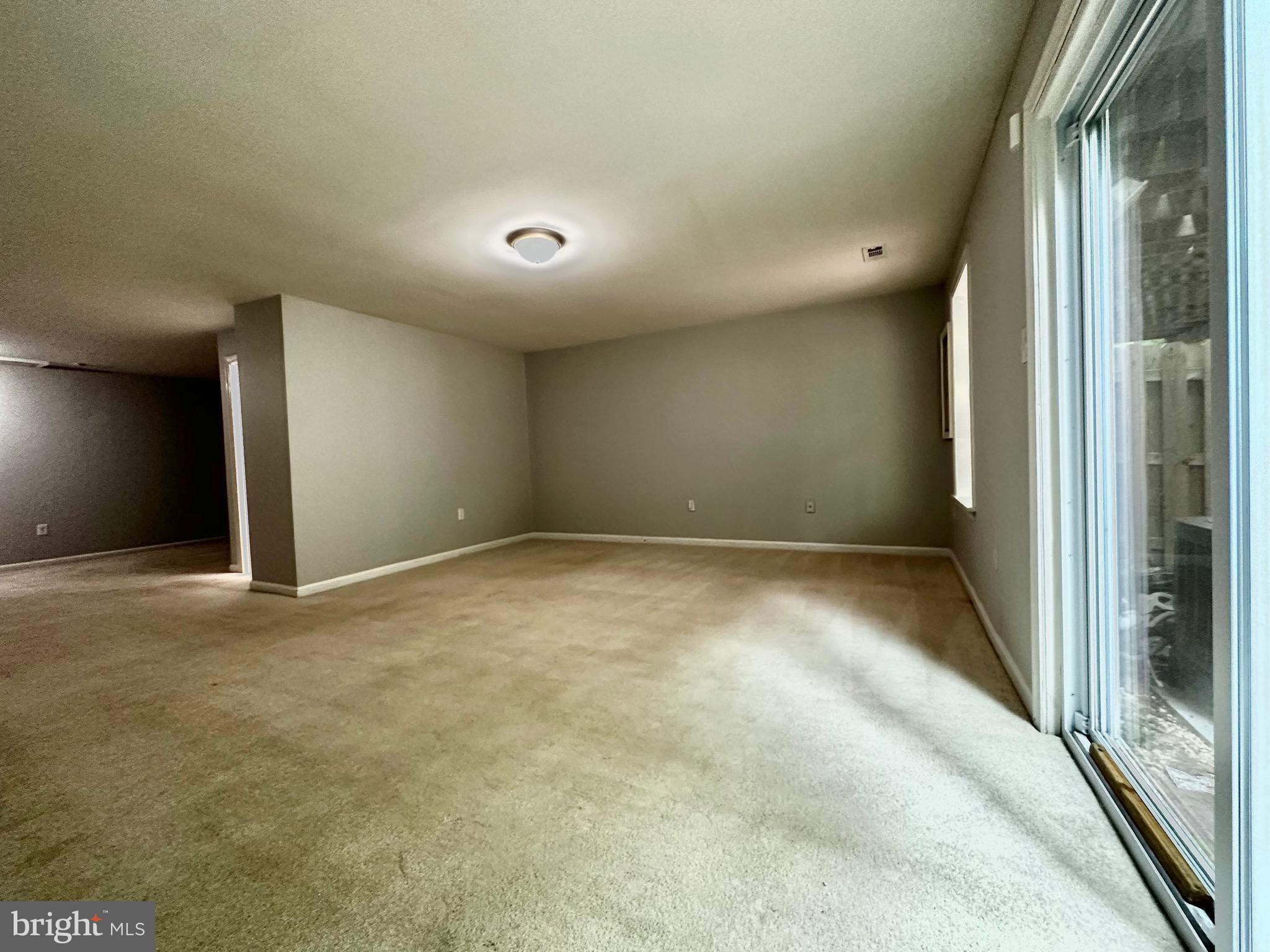 SUNNINGDALE MEADOWS - Residential Lease