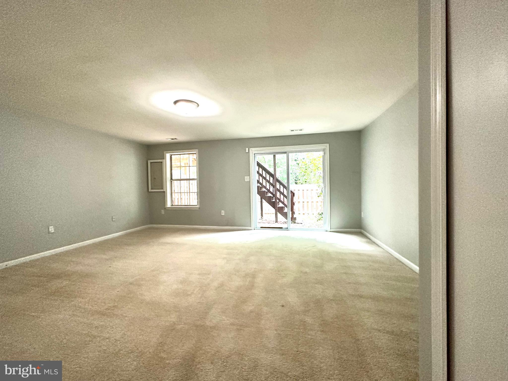 SUNNINGDALE MEADOWS - Residential Lease