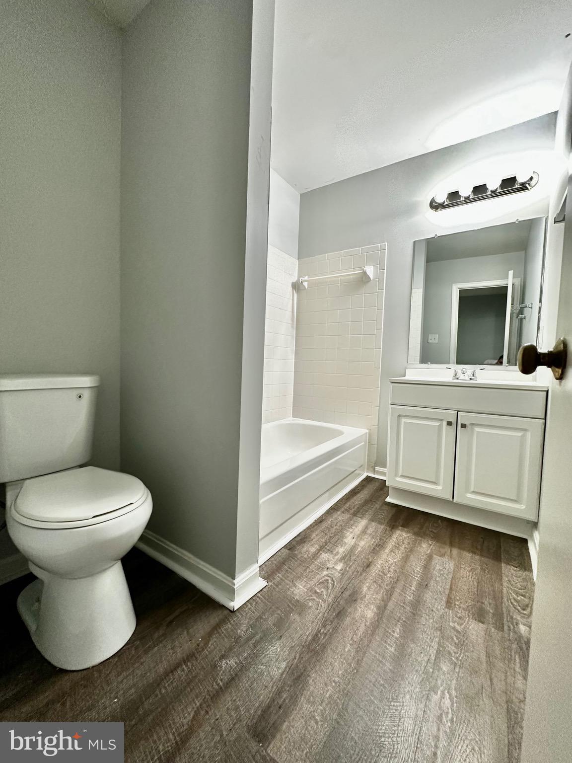 SUNNINGDALE MEADOWS - Residential Lease