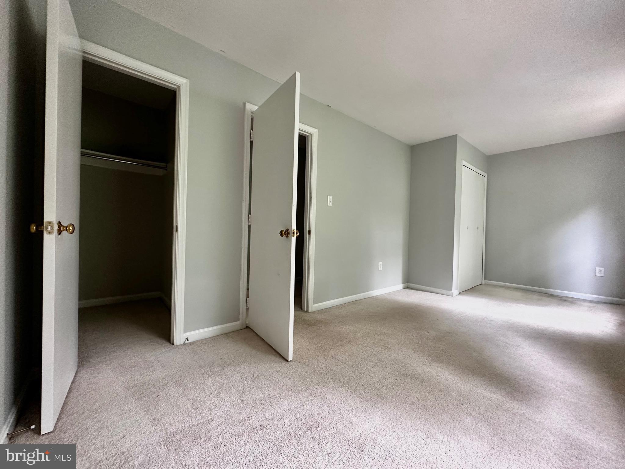 SUNNINGDALE MEADOWS - Residential Lease