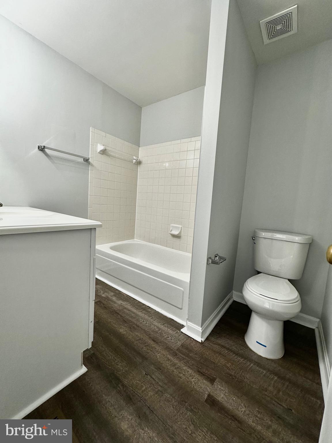 SUNNINGDALE MEADOWS - Residential Lease