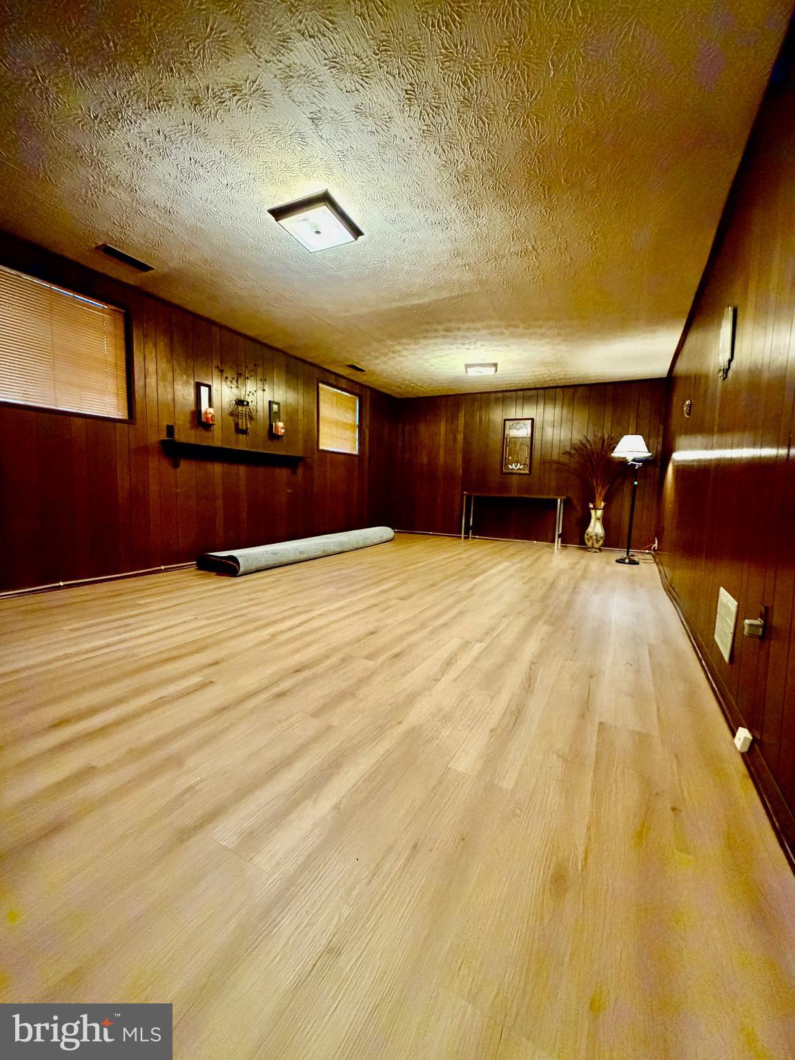 WHITFIELD GARDENS - Residential