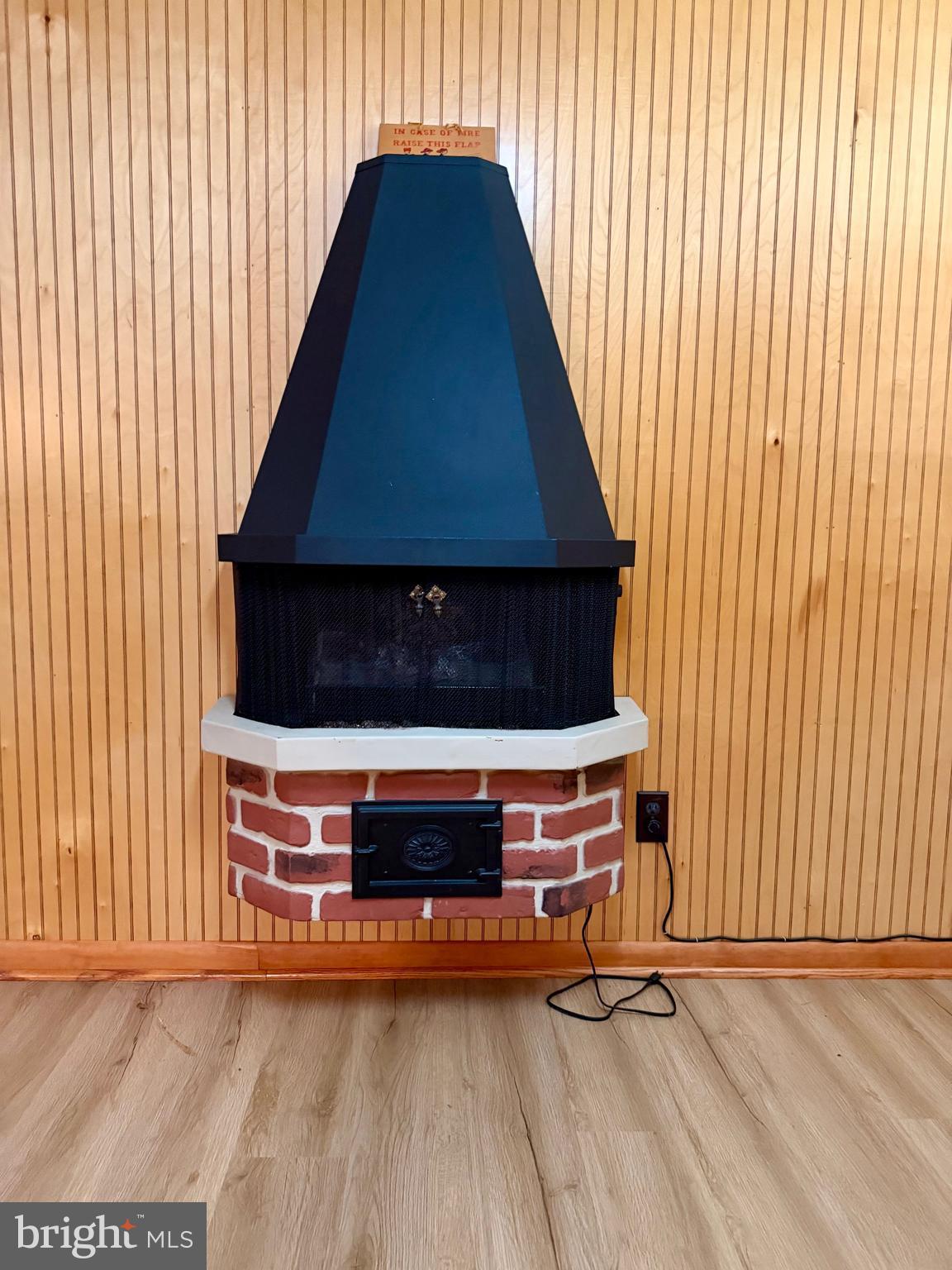 WHITFIELD GARDENS - Residential