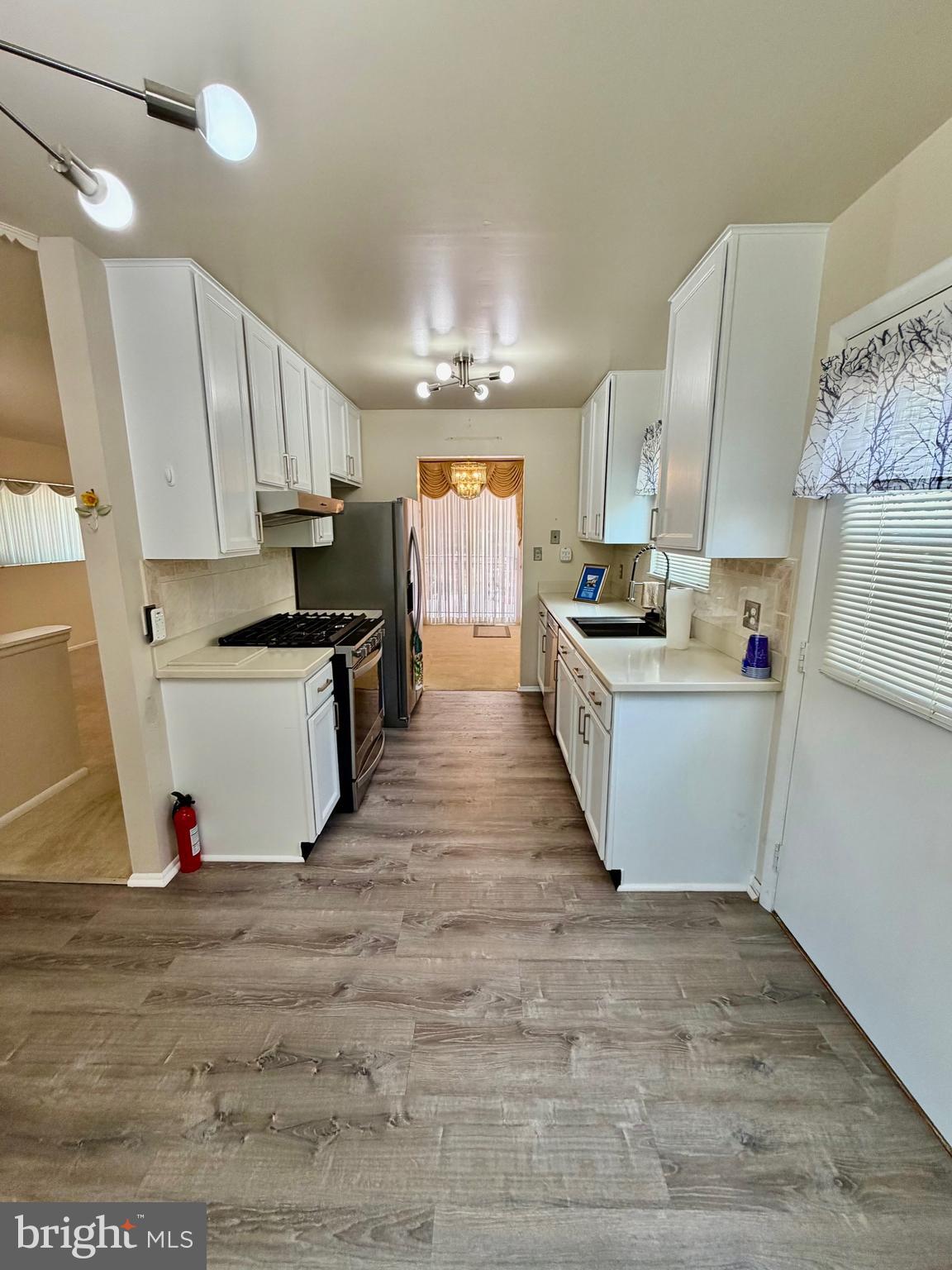 WHITFIELD GARDENS - Residential