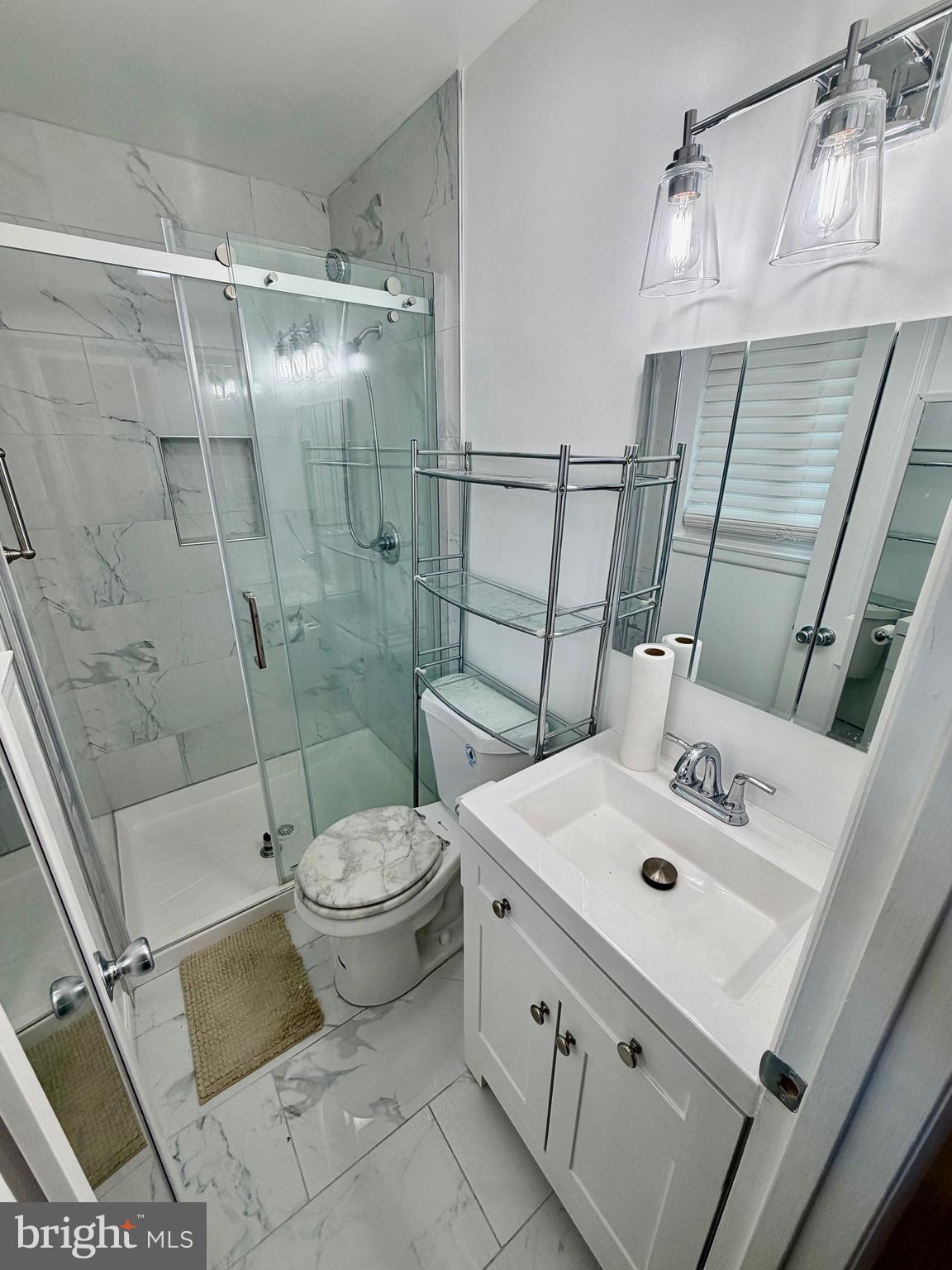 WHITFIELD GARDENS - Residential