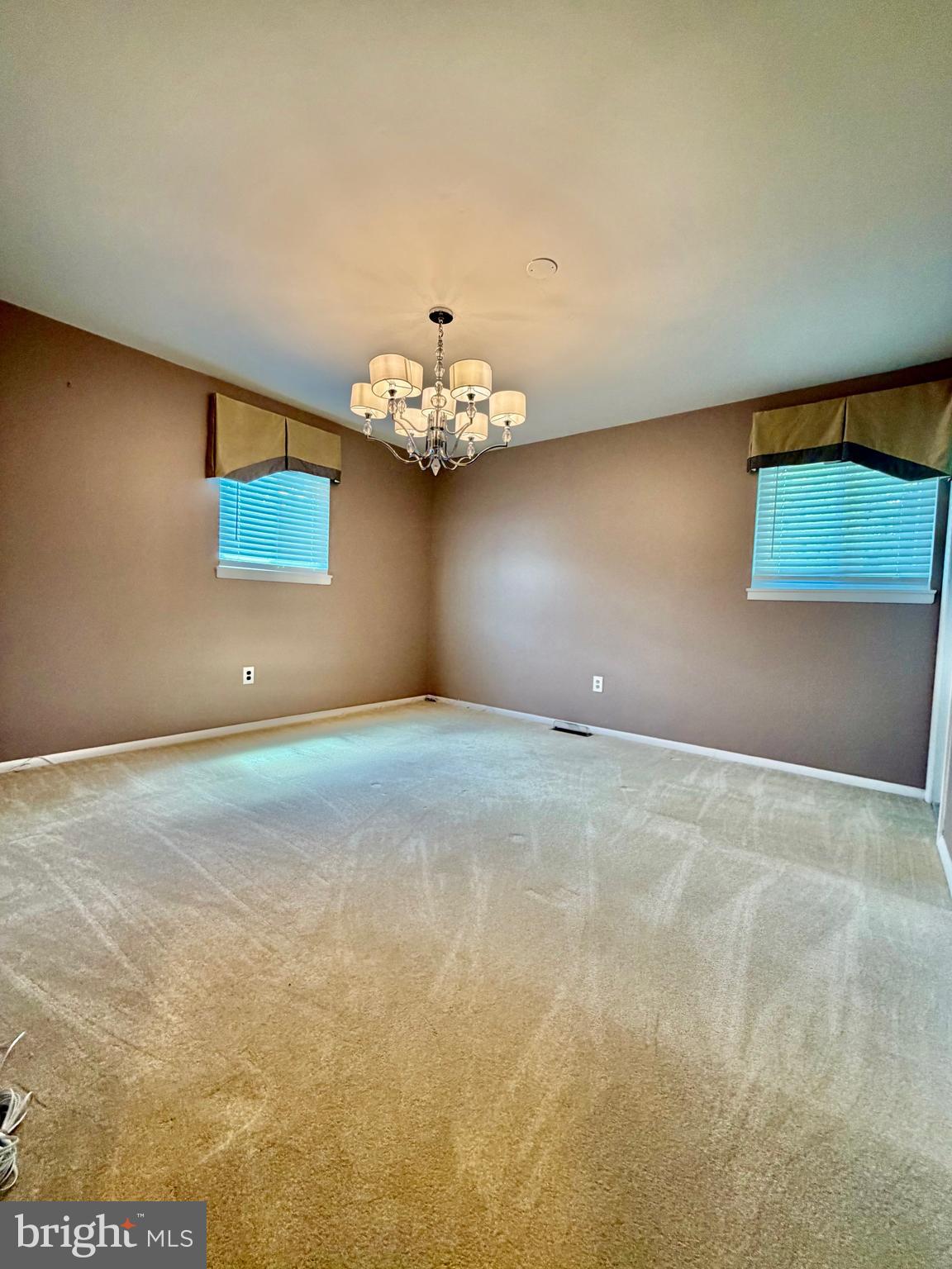 WHITFIELD GARDENS - Residential