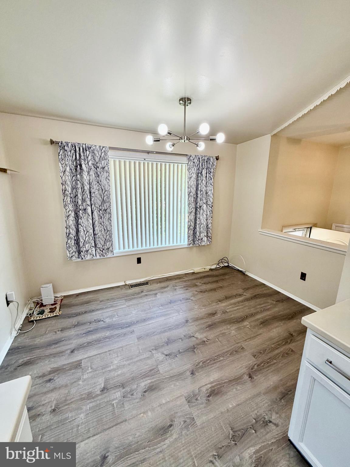 WHITFIELD GARDENS - Residential