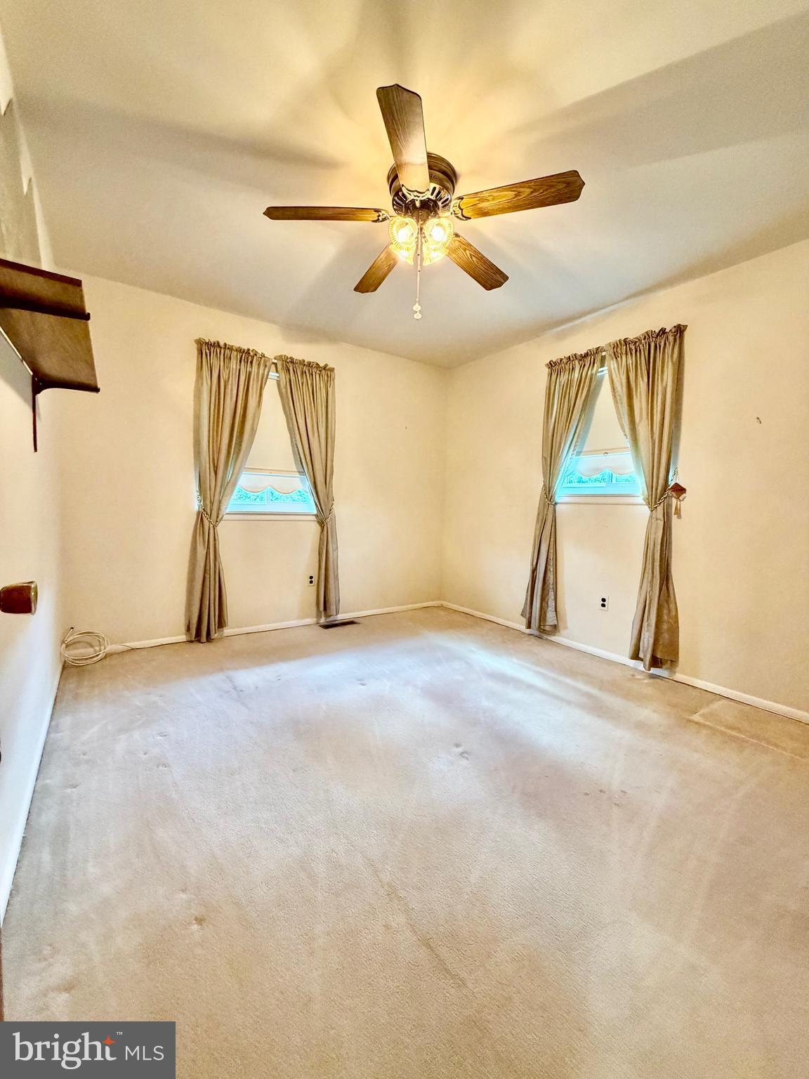 WHITFIELD GARDENS - Residential