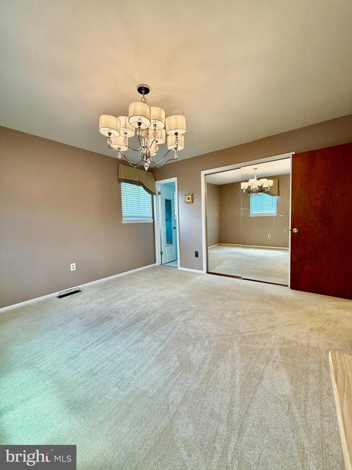 WHITFIELD GARDENS - Residential