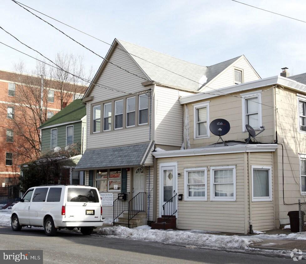 Photo of 456 S Broadway, GLOUCESTER CITY, NJ 08030 (MLS # NJCD2125614)