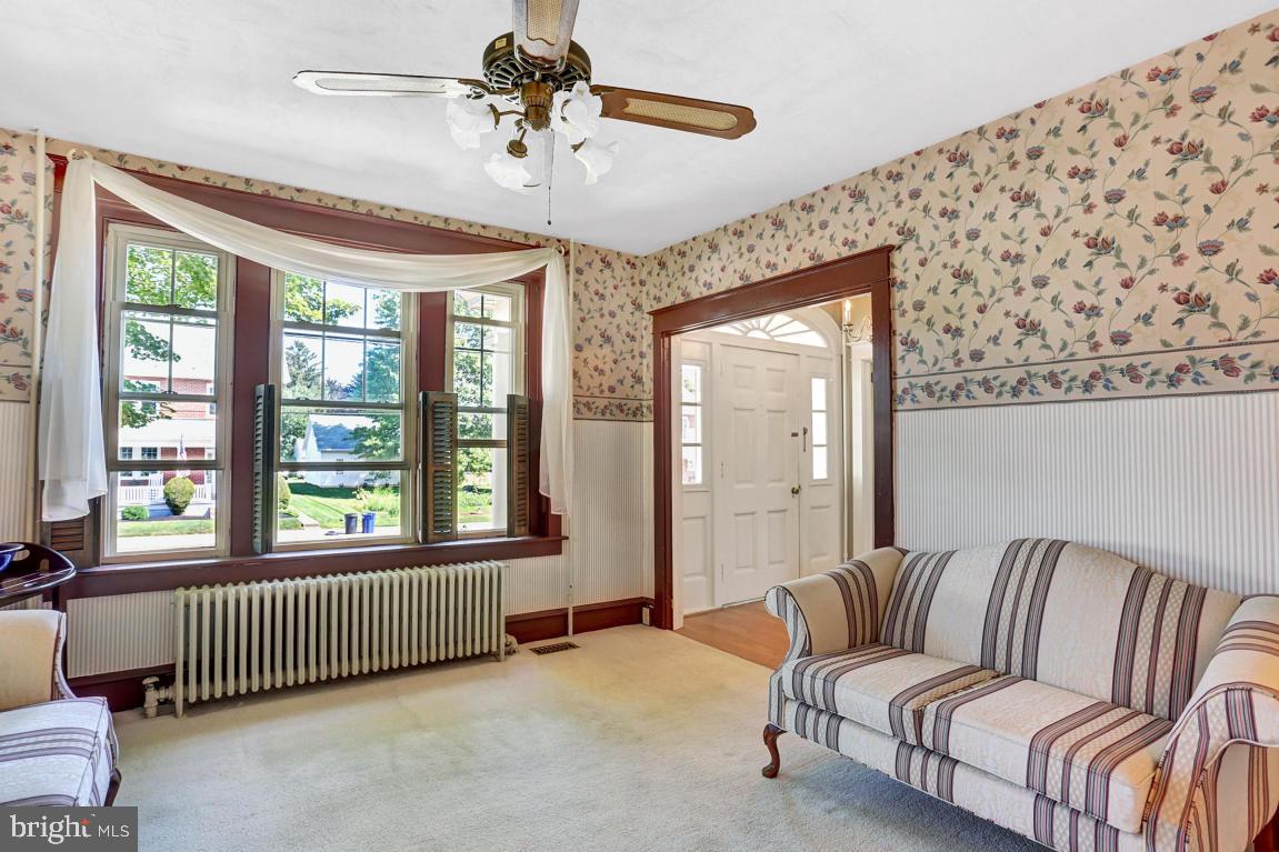 NEW HOLLAND BOROUGH - Residential