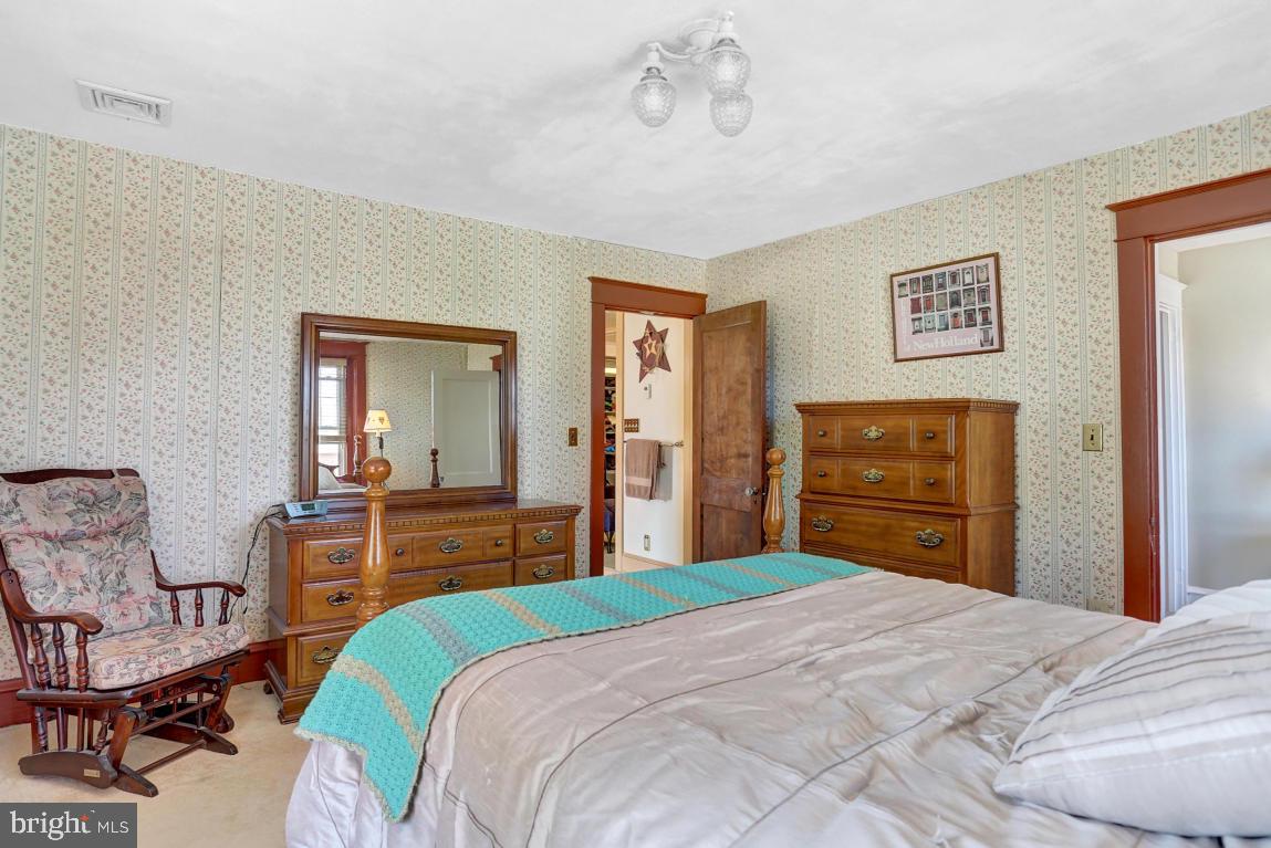 NEW HOLLAND BOROUGH - Residential